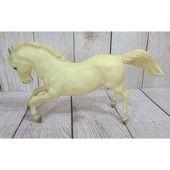Vintage Breyer Alabaster Rearing Stallion Horse Fighting 12" Collectible USA - Picture 4 of 16